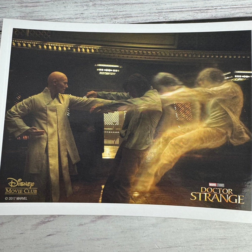 Disney Movie Club Marvel Doctor Strange Lithograph 2017 Exclusive‎ Print MCU Art